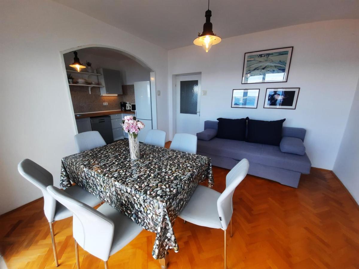 Apartments Novum Novi Vinodolski Ngoại thất bức ảnh
